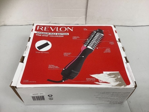 Revlon One Step Volumizer Styler, Powers up, E-Commerce Return - Lot 300