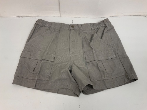 Red Head Mens Shorts, Size 40, E-Comm Return - Lot 305O