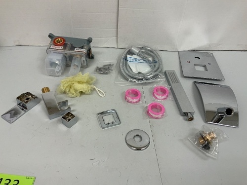 Shower Kit, E-Comm Return - Lot 433