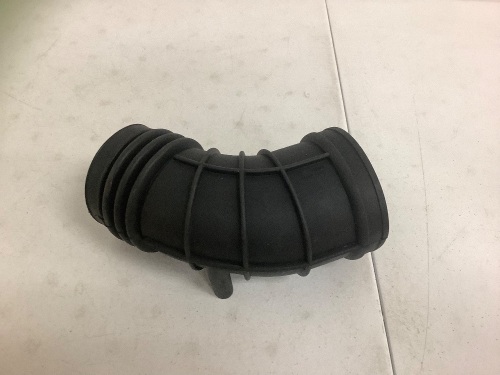 Air Intake Hose Pipe, E-Commerce Return - Lot 612O