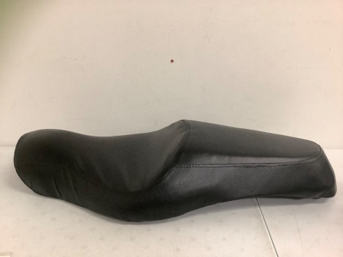 Driver & Passenger Seat for Harley Sportster, E-Comm Return - Lot 662O