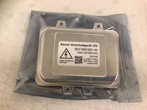 Xenon HID Headlight Balast Control Unit Module for Cadillac Lincoln Jaguar, E-Comm Return - Lot 672O