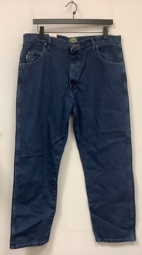 Mens Jeans, 40x30, Appears New, Sold as is - Lot 697O