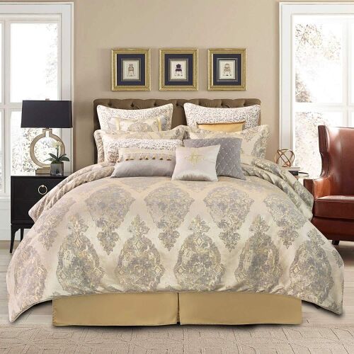 TOPLUXE 13-Piece Jacquard Damask Comforter Set, Rome, King Size  - Lot 51
