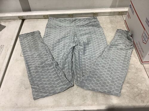 Lot of (15) Grey Leggings, Small - Lot 200