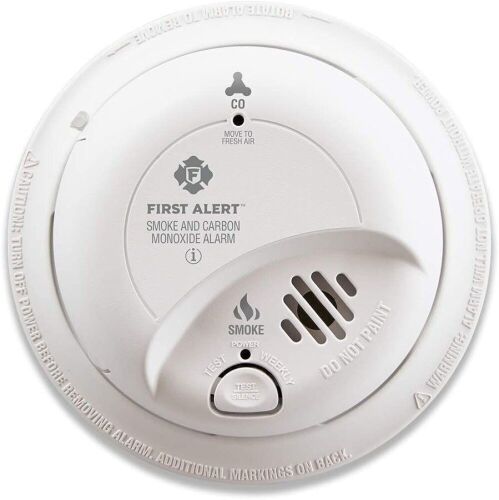 FIRST ALERT BRK SC9120B Hardwired Smoke and Carbon Monoxide Detector with Battery Backup - Lot 379