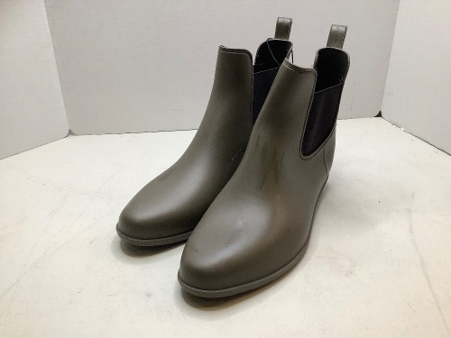 A New Day, Women's Rubber Boots, Size 11, Ecommerce Return, Appears New - Lot 150