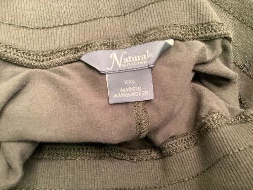 Natural Reflections Women's Pants, XXL, Ecommerce Return, Small Hole - Lot 270