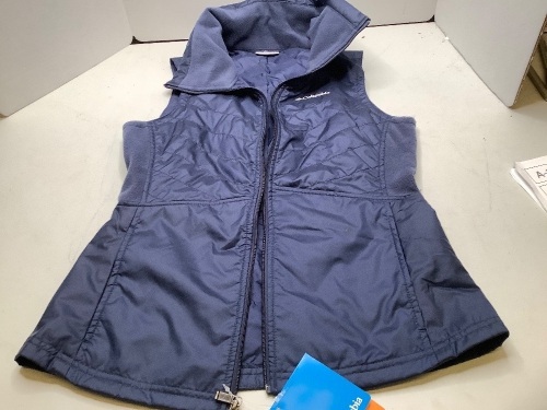 Columbia Blue Women's Mix It Around Vest, Size XS, Small Spot on Front, Ecommerce Return - Lot 372