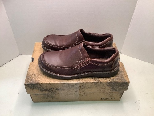 Born, Luis, Men's 9.5, Appears New - Lot 408