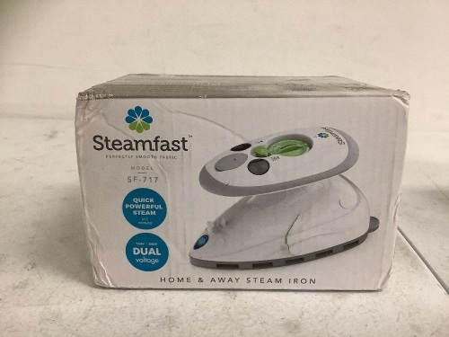 Steamfast Small Steam Iron, Powers Up, E-Commerce Return - Lot 50