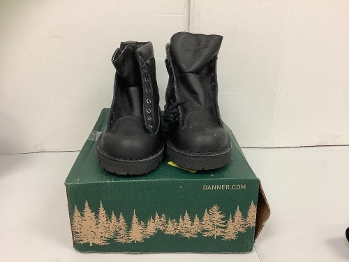 Danner Mens Boots, 10.5EE, E-Commerce Return - Lot 118G