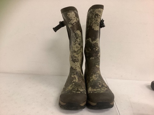 Camo Boots for Men, Size 9M, E-Comm Return - Lot 160G