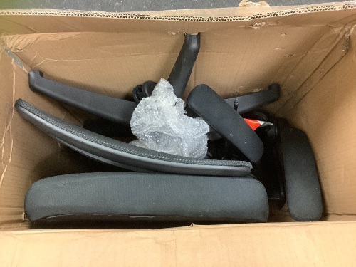 Office Chair, E-Commerce Return - Lot 336