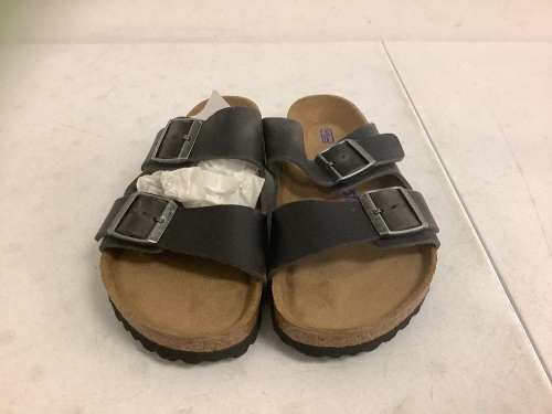 Birkenstock Unisex, Appears New - Lot 347