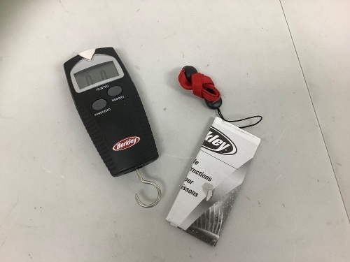 Berkley Digital Fishing Scale, E-Commerce Return - Lot 396