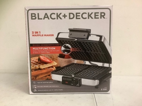 Black and Decker 3 in 1 Waffle Maker, E-Commerce Return - Lot 444G