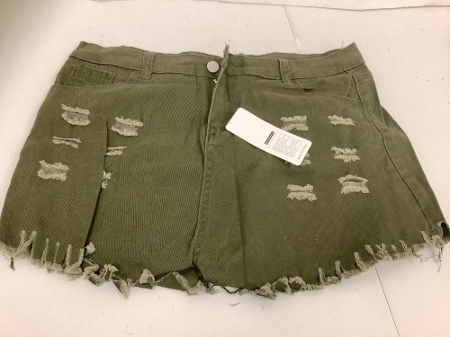 Womens Shorts, XL, E-Commerce Return - Lot 469