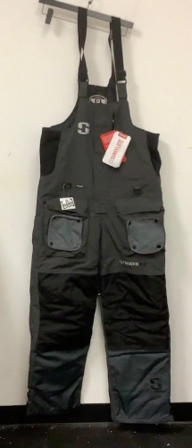 Striker Mens Predator Bibs, L, Appears New - Lot 581