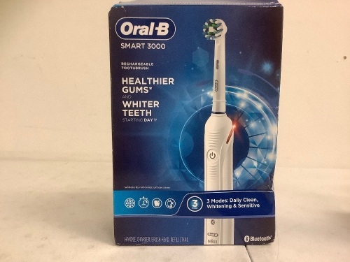 OralB Rechargeable Toothbrush, Works, Appears New - Lot 584G