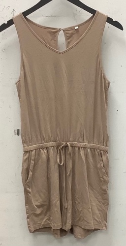Womens Romper, L, E-Commerce Return - Lot 594