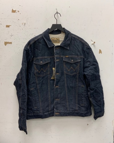 Wrangler Jean Jacket, Not sure if Mens or Womens, Large, Appears New - Lot 606G