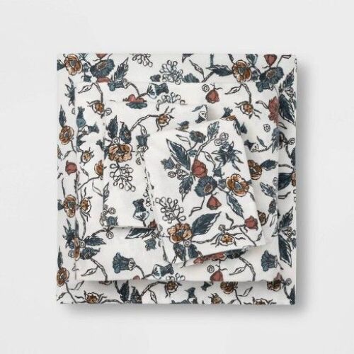 Threshold Printed Flannel Floral Sheet Set, Twin  - Lot 634