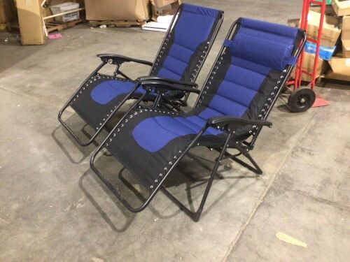 Set of 2 Zero Gravity Patio Chairs  - Lot 782